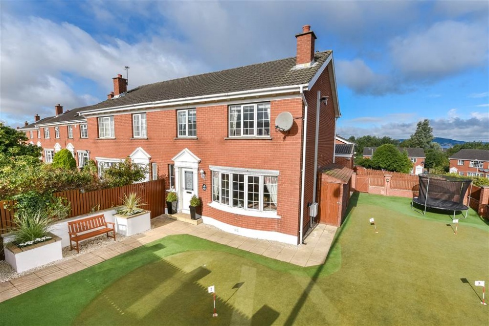 Rory McIlroy home for sale